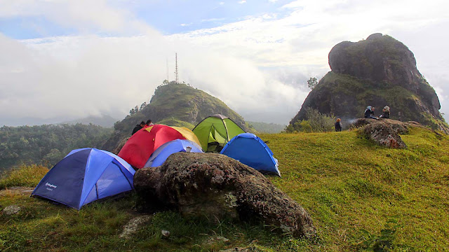 Gunung Lanang, Sensasi Menikmati Panorama Kota Pacitan dari Ketinggian