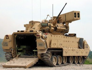 M2 Bradley Fighting Vehicle - Kendaraan Tempur Infanteri