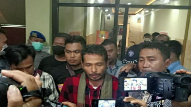 Jemput Paksa Jenazah Covid, Aktivis Anti-Masker Banyuwangi Jadi Tersangka