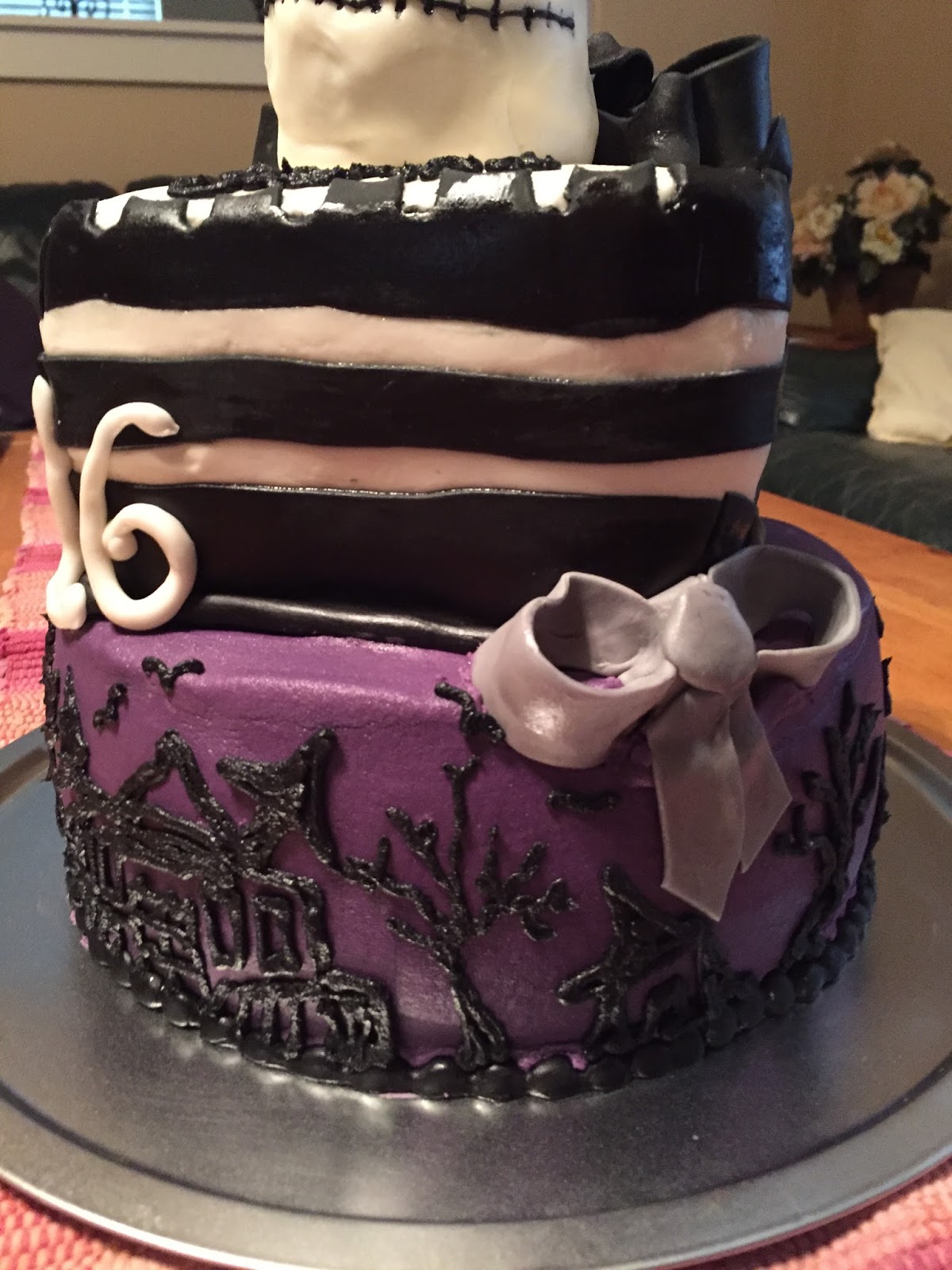 The Nightmare Before Christmas Cake Posted by catmiller at 11 16 PM