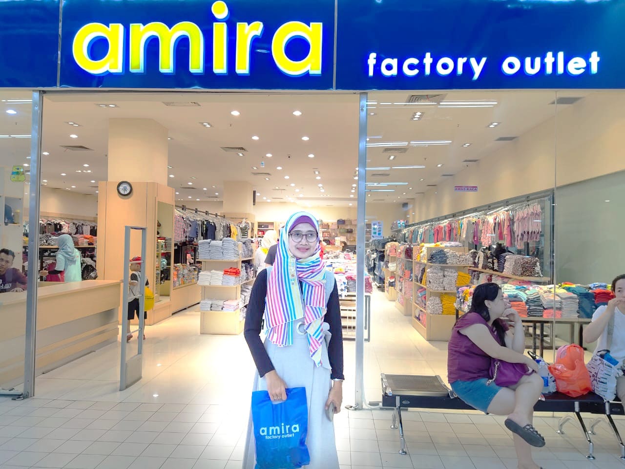  Tempat  Belanja  Baju  Branded Murah Untuk Keluarga di  