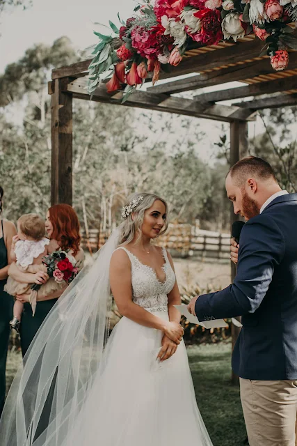 emma macaulay photography southern wa baldivis farm stay venue australian venue florals