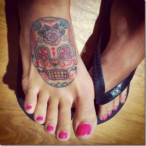 la_calavera_mexicana_se_adapta_en_cualquier_parte_del_cuerpo