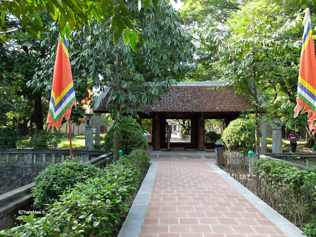 temple hoa lu independance vietnam ninh binh