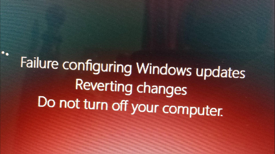 حل مشكلة Failure Configuring Windows updates REVERTING changes
