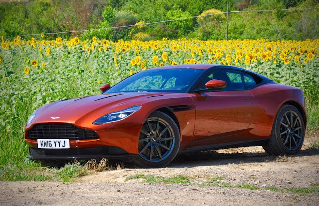 2017 Aston Martin DB11