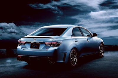 2013 Toyota Mark X facelift revealed for Japan