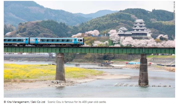 Ozu Castle breathes new life into fading rural Japan town