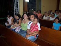 Conmemorando el día de las madres - foto: José Vásquez y Fabiola Vásquez (07 y 11/05/08)