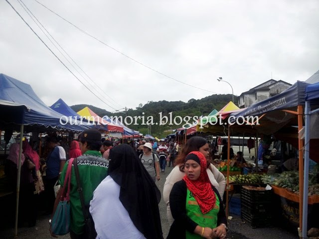 Bercuti di Cameron Highland : Singgah ke Pasar Pagi Brinchang dan mencari madu asli