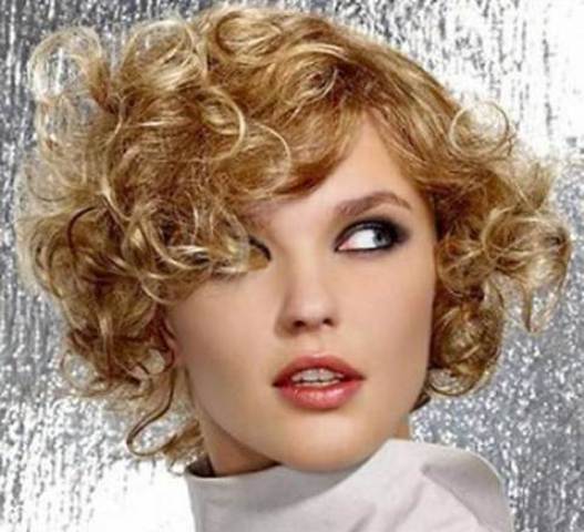 16 Model Rambut  Terbaru Yang Cocok  Untuk  Wanita  Gemuk  