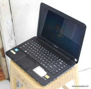 Jual Laptop Toshiba  Satellite C800 Series Core i3 - Banyuwangi