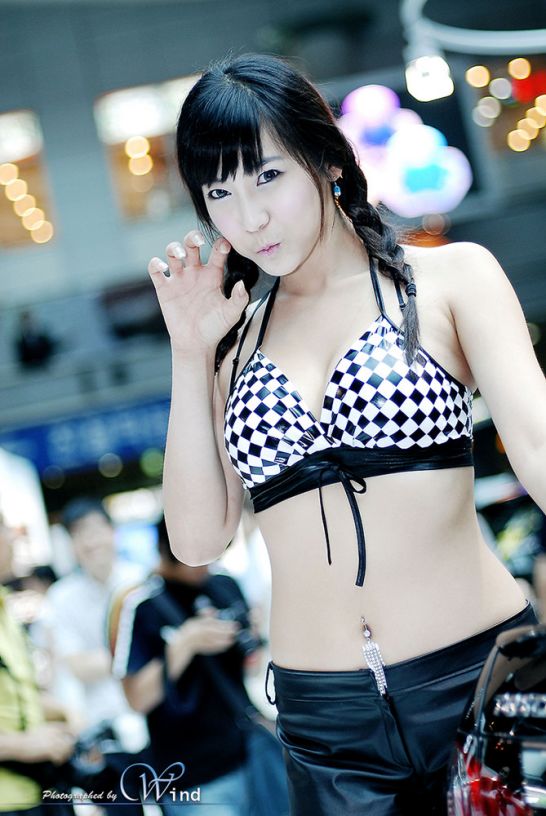 Goo Ji Sung is a sexy racing model from South Korea » Photo Gallery/Goo Ji Sung