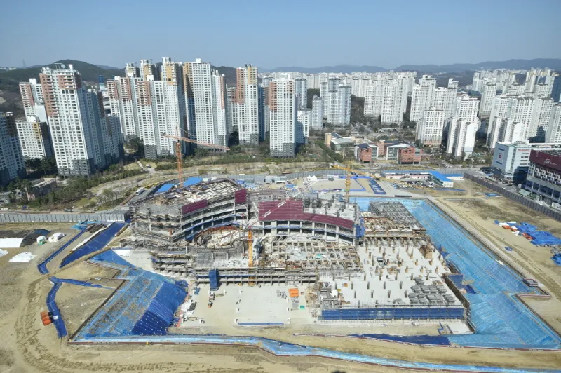 경기도 광교신청사, 2020년 말 준공 목표 현재 공정률 21.5% 진행