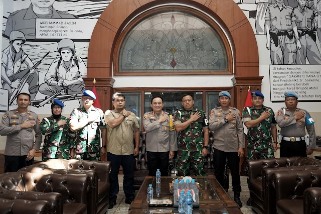 Polrestabes dan Dandenpom V/4 Pererat Soliditas dan Sinergitas Wujudkan TNI – Polri Solid