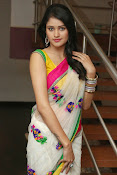 Kushi glamorous saree photos-thumbnail-20