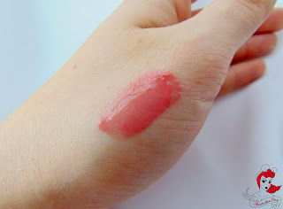 L'Oreal Lipglos - Rose Melody - Swatch - www.annitschkasblog.de