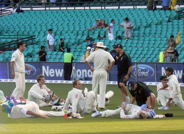 Australian cricket players relaxing at SCG