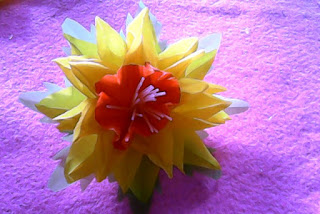 Bunga Cantik Dari Plastik Kresek Bekas