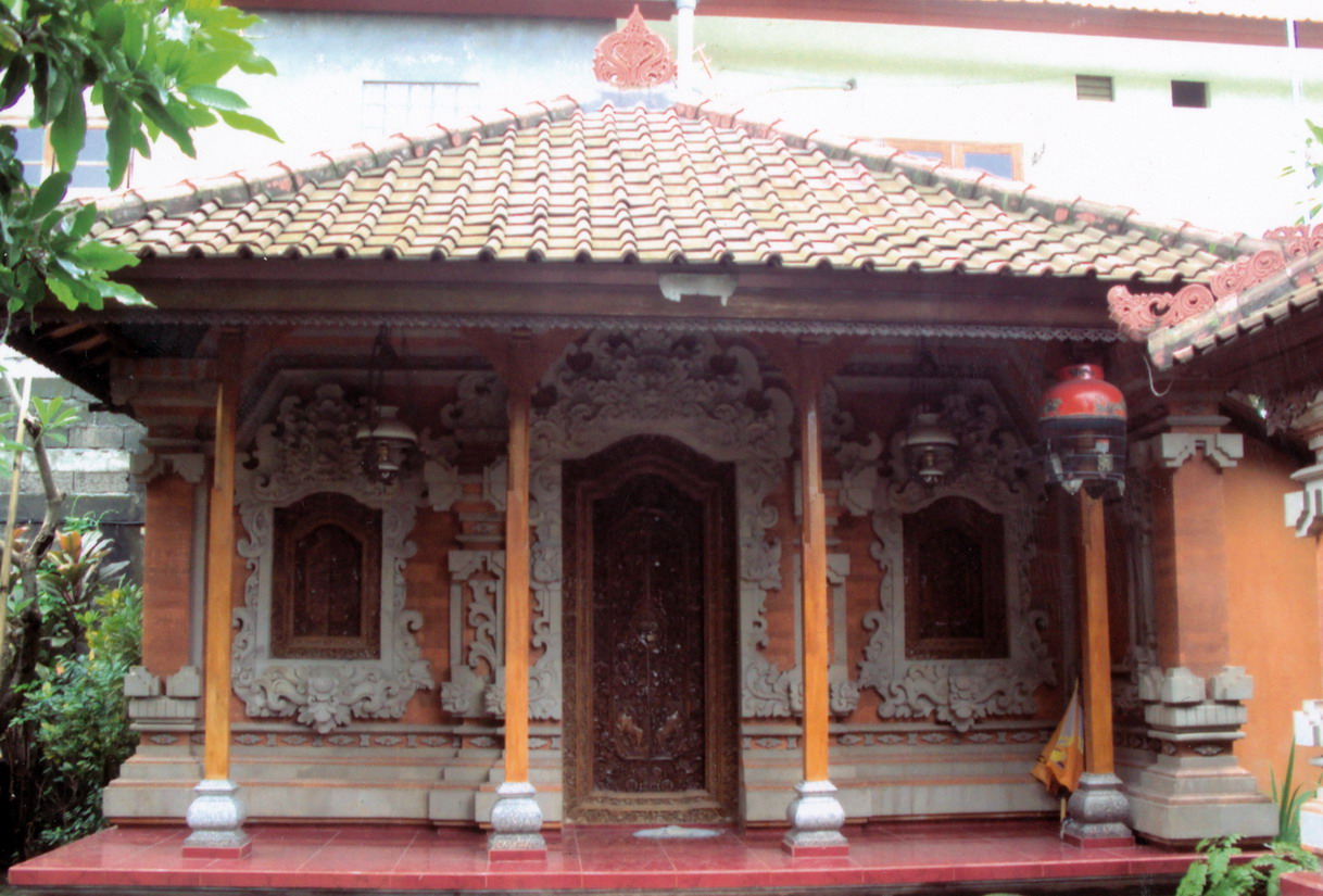 GAPURA CANDI BENTAR BALI 