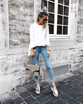 Zorannah - Bell Sleeves, Gucci Dionysus Bag, Destroyed hem Jeans