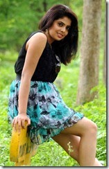 Love U Bangaram Heroine Sravya Hot Stills