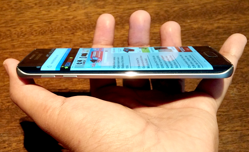 Samsung Galaxy S6 Edge Side