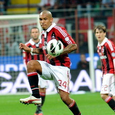 De Jong: Milan Harus Tetap Tenang