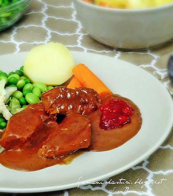 CHICKEN WITH BROWN SAUCE ~ Swesia's Journey