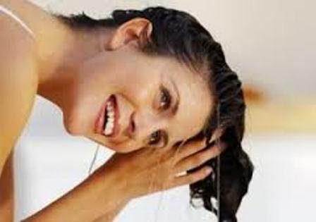Tips Perawatan Rambut  Keramas  Tanpa Shampoo Gaya dan 