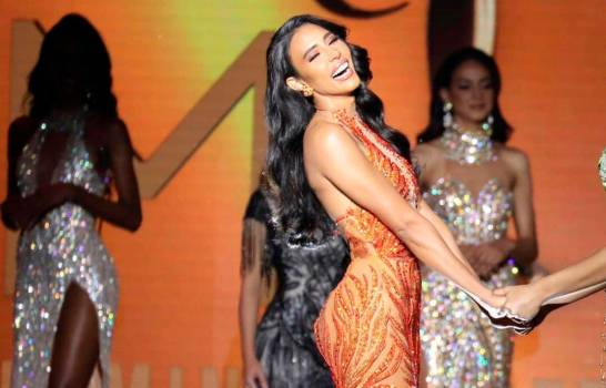 Recién coronada Miss RD Universo se contagia de COVID-19 y es sustituida por primera finalista