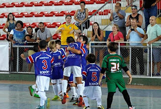 Equipe de Teresópolis comemora mais um gol