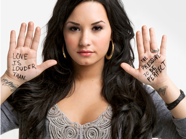 Demi Lovato de volta
