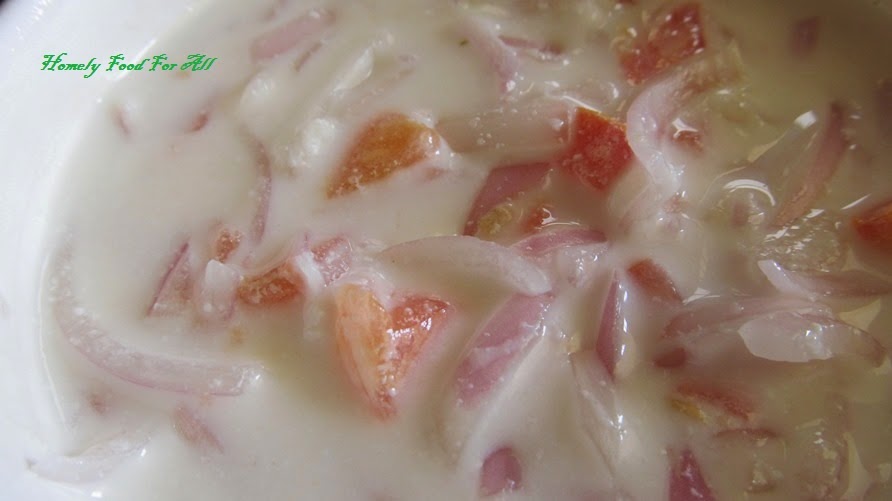 http://homelyfoodforall.blogspot.in/2014/06/onion-and-tomato-raita-salad.html