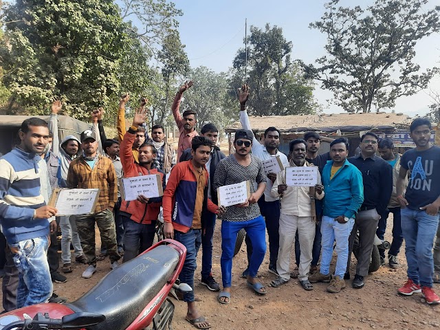रोड नहीं तो वोट नहीं अभियान में पुनः बाइक रैली कर युवाओं ने भरी हुंकार