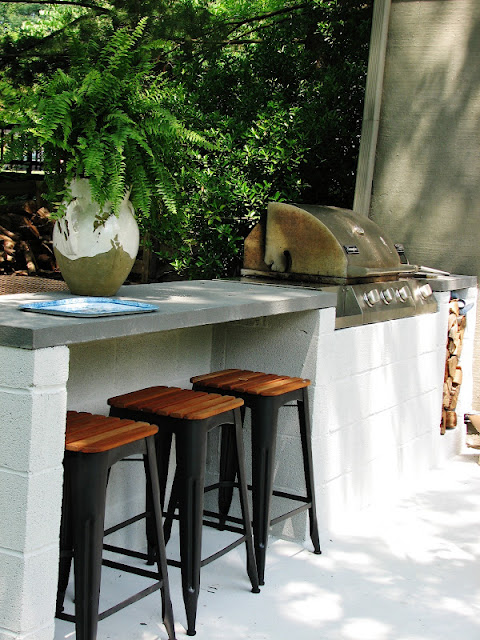 Pure Style Home: Our new Patio: Little Liesss Bar  Grill