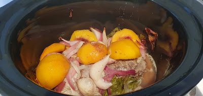 Solomillo de cerdo con melocotón y pistachos (en Crock Pot)