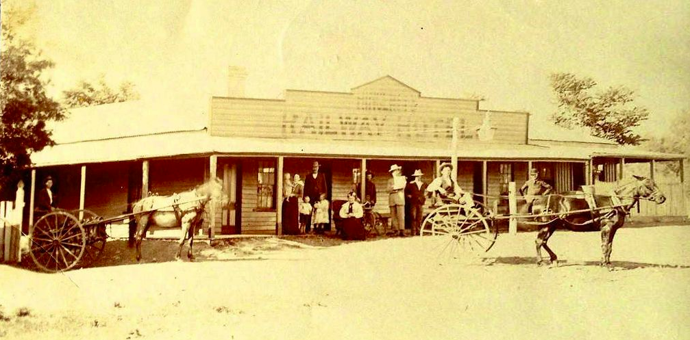 Hingerty's Railway Hotel Wallenbeen
