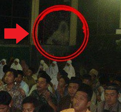 13 Foto Penampakan Pocong Asli Tanpa Rekayasa Faktakah com