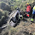 Bomberos han rescatado a tres personas de un vehículo accidentado en Mazarrón.