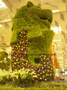 . topiaries adorn Changi Airport Terminal 3. It was so huge and beautiful. (airport )