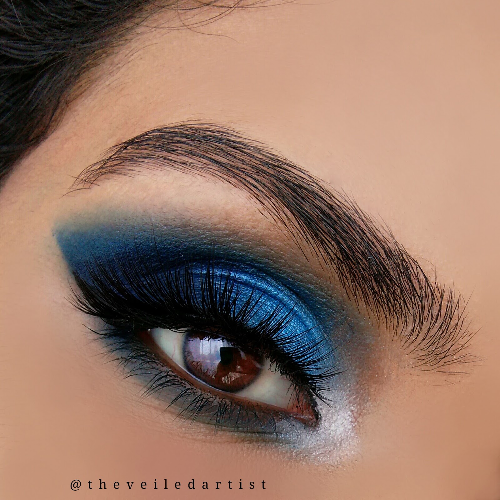 Fun Editorial Style Blue Ombre Eyes Eyeshadow TutorialBeginner