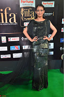 Akshara Haasan in Shining Gown at IIFA Utsavam Awards 2017  Day 2 at  24.JPG