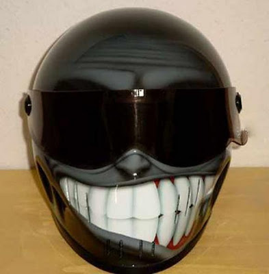 helm keren