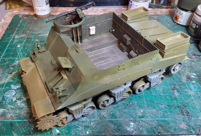 Italeri Kangaroo APC