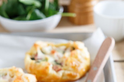 MINI HAM CHEESE AND SPINACH BREAKFAST PIES