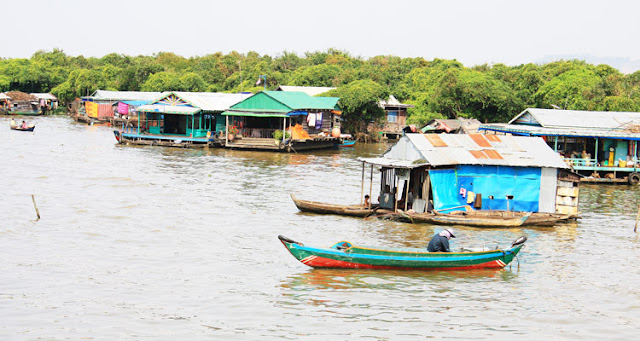 floating village siem reap tour