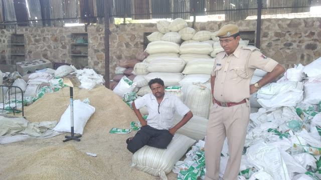 Big action of police administration Ranivada seized government nutrition in Jarda -