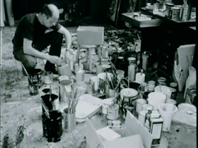 Jackson Pollock photo painting in action