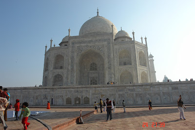 The Taj with its foundation